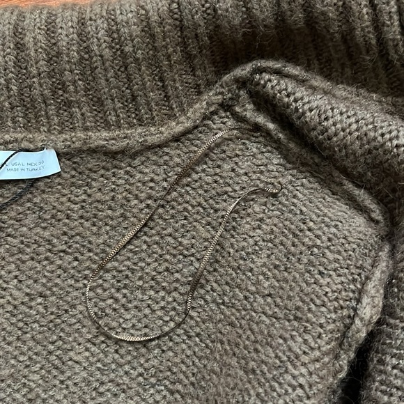 Zara Contrast Topstitching Knit Cardigan - Picture 15 of 16